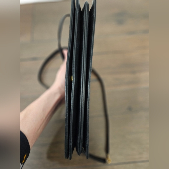 VINTAGE VALENTINO CLUTCH/SHOULDER BAG w/COA - Picture 6 of 16